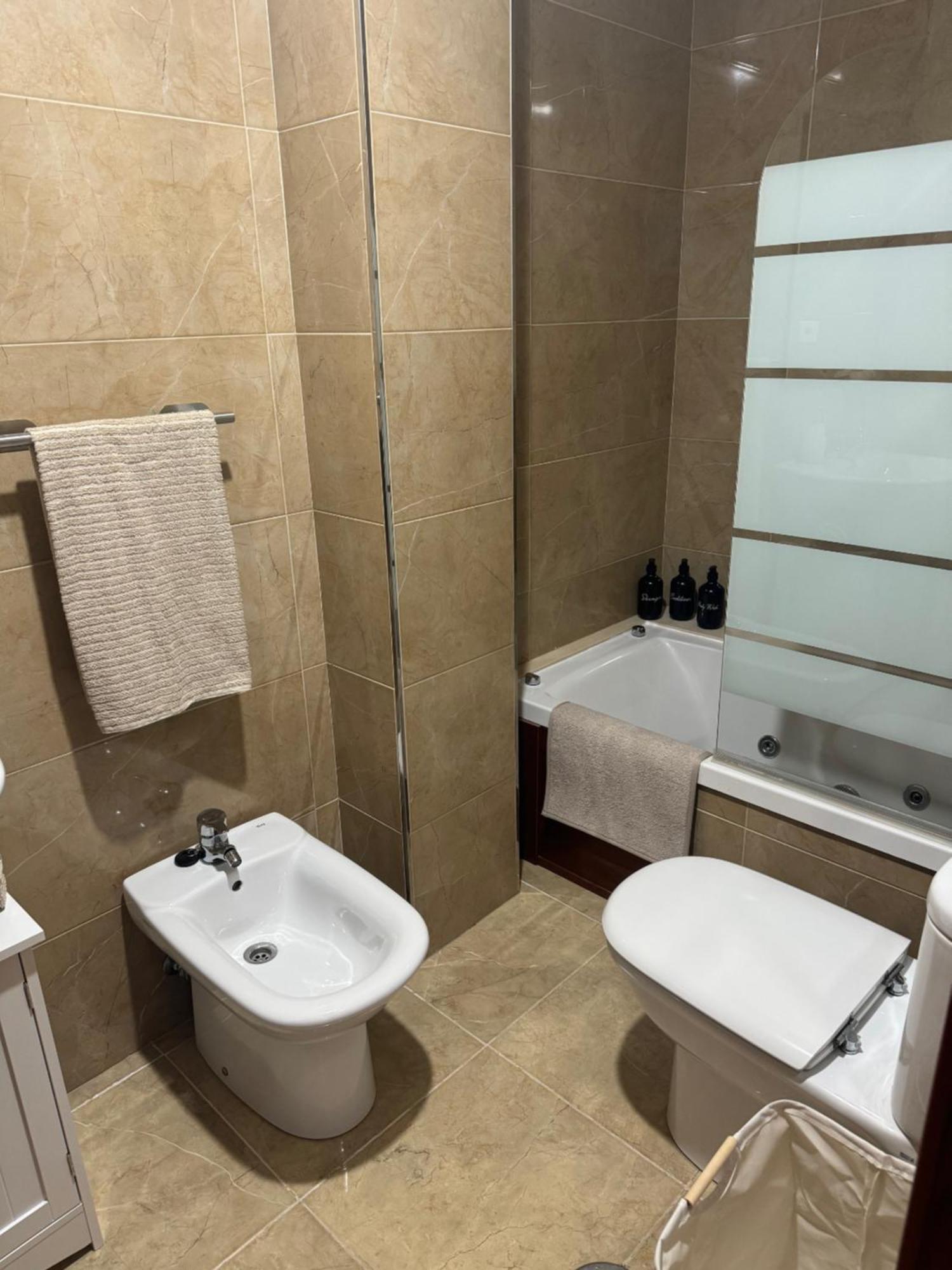 Apartamento En Gijon Con Garaje Y Wifi Екстер'єр фото